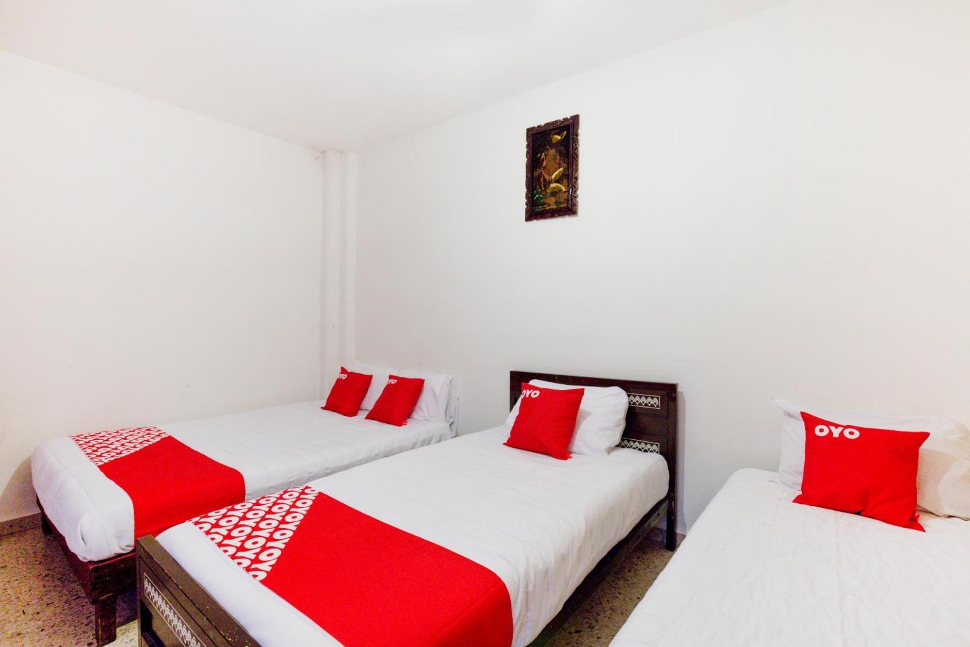 Oyo Hotel Emperador, Oaxaca Экстерьер фото