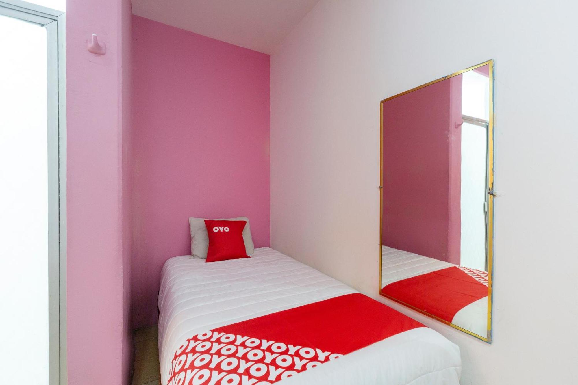 Oyo Hotel Emperador, Oaxaca Экстерьер фото