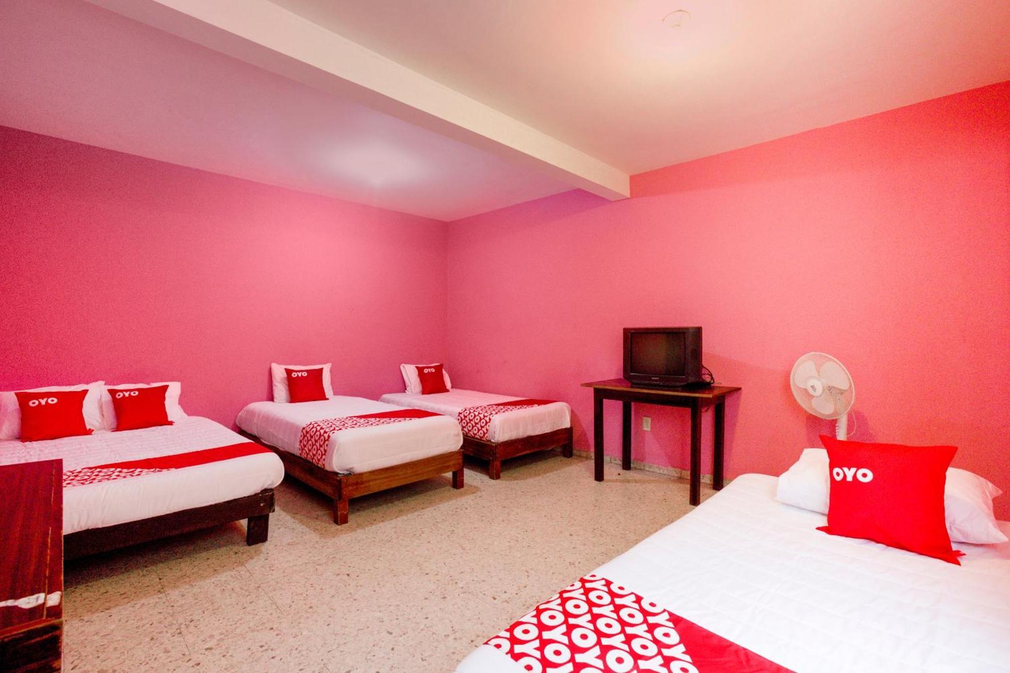 Oyo Hotel Emperador, Oaxaca Экстерьер фото