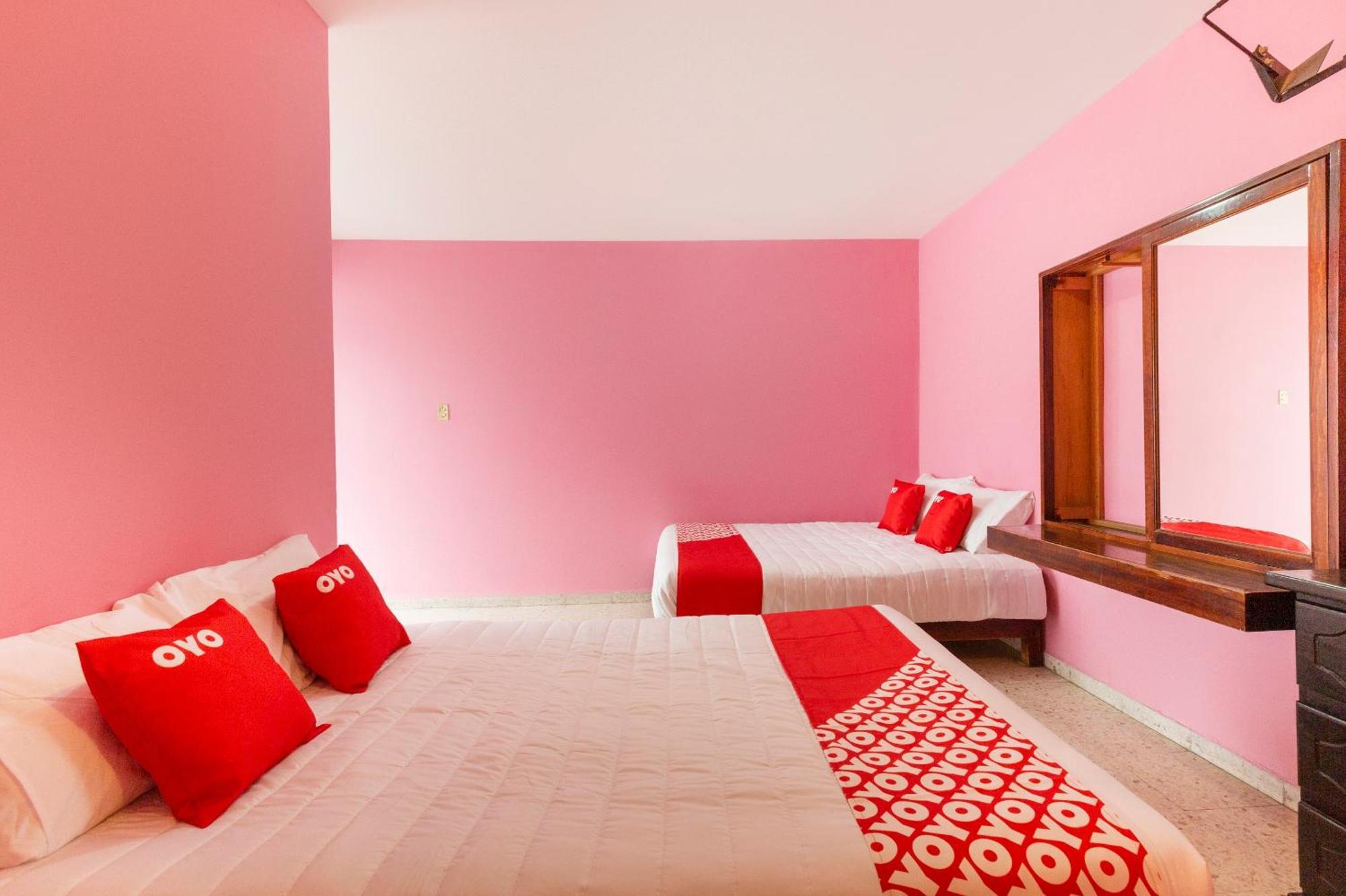 Oyo Hotel Emperador, Oaxaca Экстерьер фото