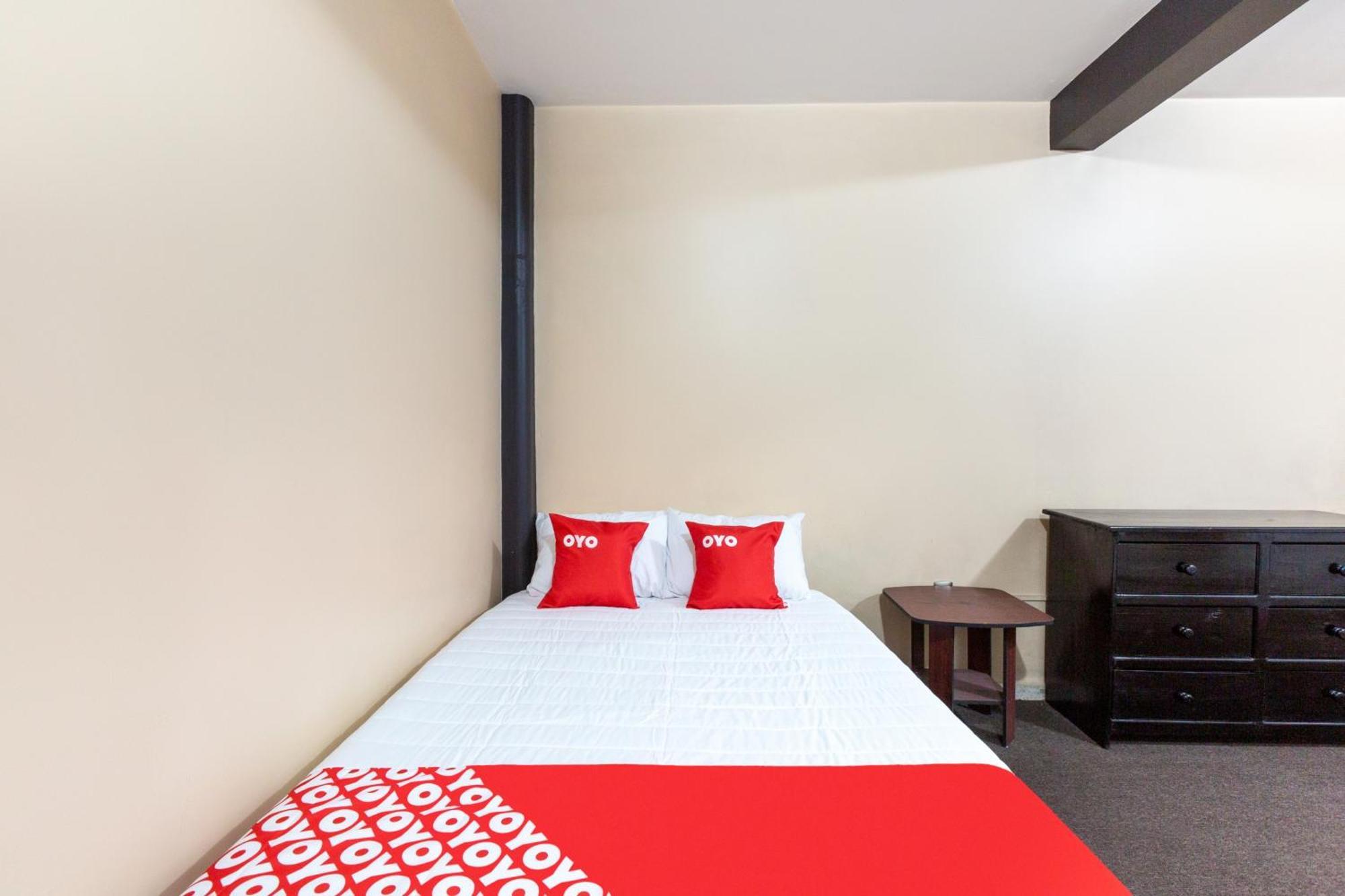 Oyo Hotel Emperador, Oaxaca Экстерьер фото